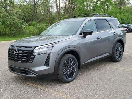 Gun Metallic 2026 Nissan Pathfinder SL