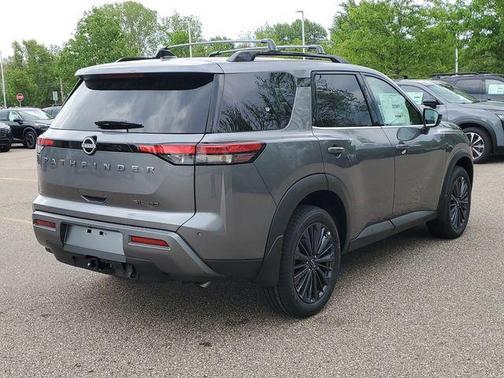 Gun Metallic 2026 Nissan Pathfinder SL