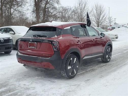 2025 Nissan Kicks SR