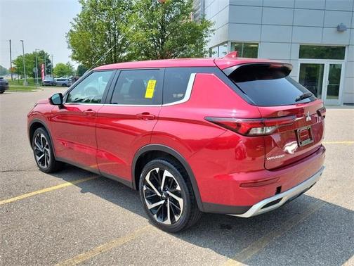 2023 Mitsubishi Outlander SEL Black Edition