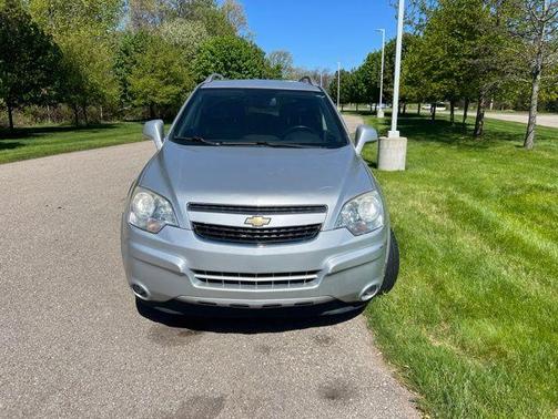 Silver Ice Metallic 2013 Chevrolet Captiva Sport LT
