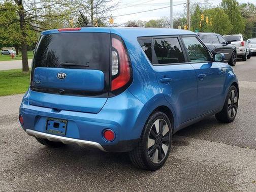 Caribbean Blue 2018 Kia Soul +