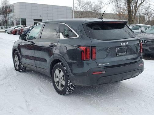 2023 Kia Sorento LX
