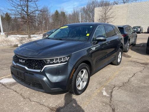 2023 Kia Sorento LX