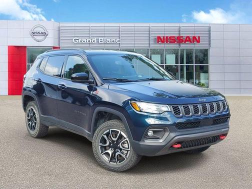 Fathom Blue Pearlcoat 2024 Jeep Compass Trailhawk