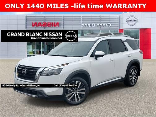 2025 Nissan Pathfinder Platinum