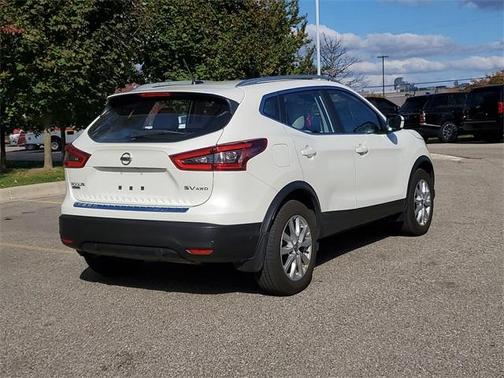 2022 Nissan Rogue Sport SV