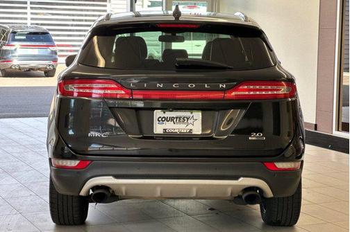 2015 Lincoln MKC Base