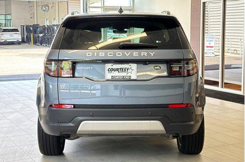 2022 Land Rover Discovery Sport SE