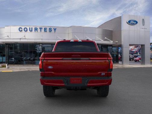 2025 Ford F-150 Lightning LARIAT