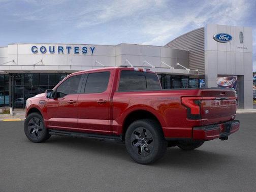 2025 Ford F-150 Lightning LARIAT