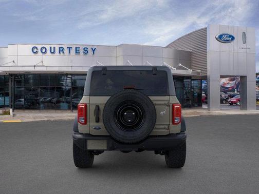 Desert Sand 2026 Ford Bronco Big Bend