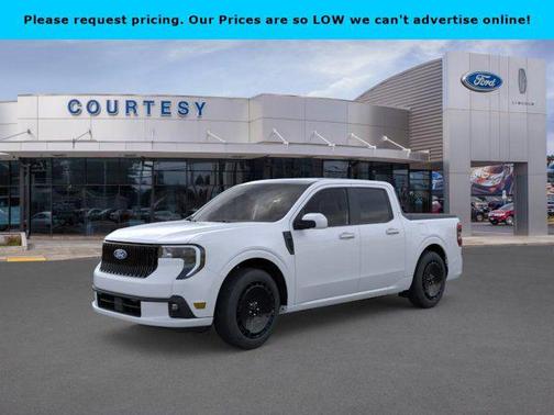 Space White Metallic 2026 Ford Maverick Lobo Standard