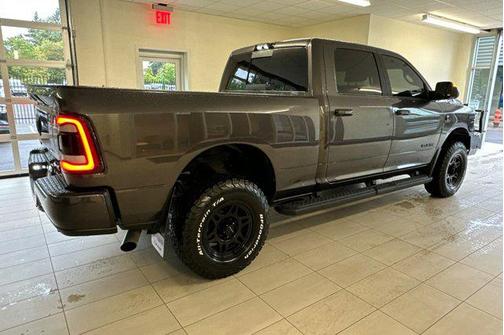 2022 RAM 3500 Big Horn Crew Cab 4x4 6'4' Box