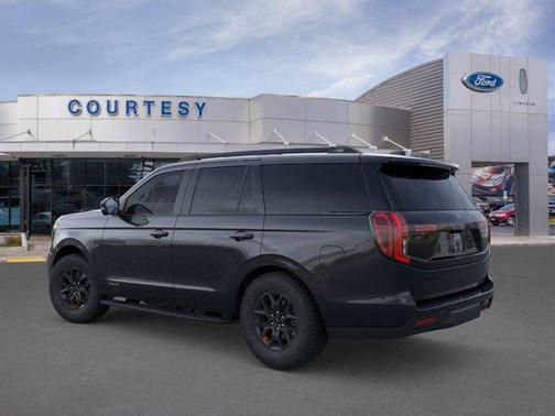Dark Matter Gray Metallic 2026 Ford Expedition Tremor