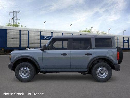 2025 Ford Bronco Base 4 Door 4x4