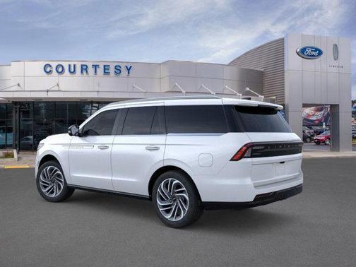 2025 Lincoln Navigator Reserve