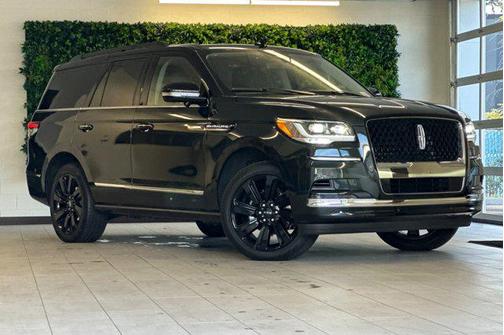 2023 Lincoln Navigator Black Label