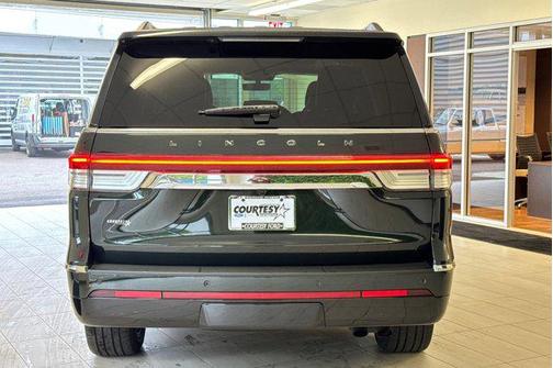 2023 Lincoln Navigator Black Label