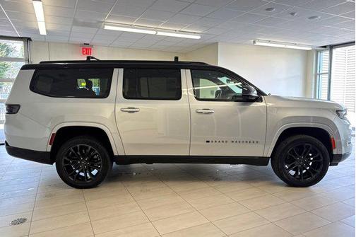 2024 Jeep Grand Wagoneer L Series II 4x4