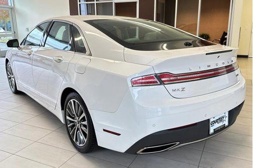 2017 Lincoln MKZ Base