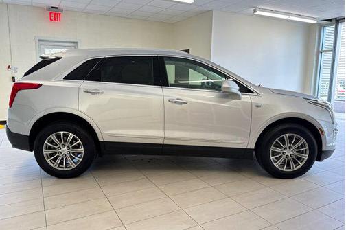 2017 Cadillac XT5 Luxury