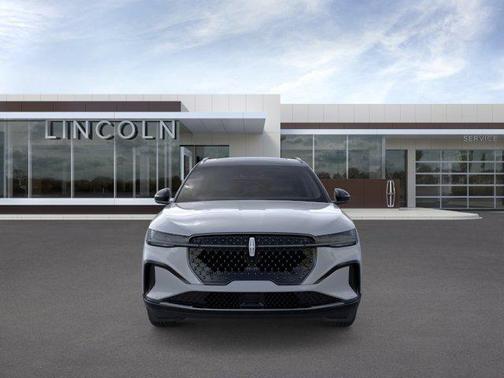 Gray Matter Metallic Clearcoat 2026 Lincoln Nautilus Reserve
