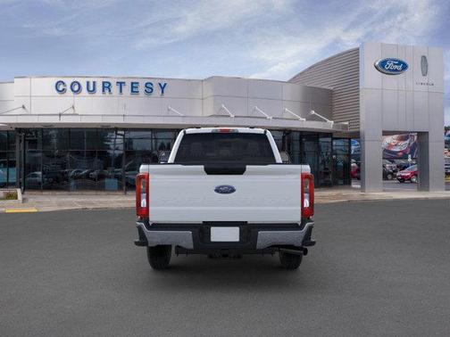 2025 Ford F-250 XL
