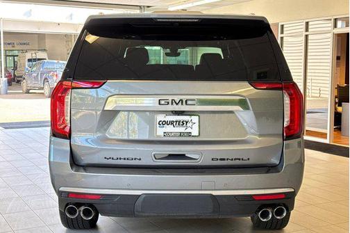 2022 GMC Yukon XL Denali