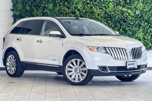 White Platinum Clearcoat Metallic 2013 Lincoln MKX Base