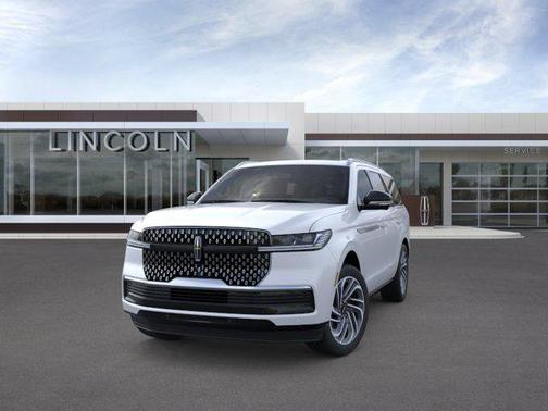 Crystal White Metallic Cc 2026 Lincoln Navigator Reserve