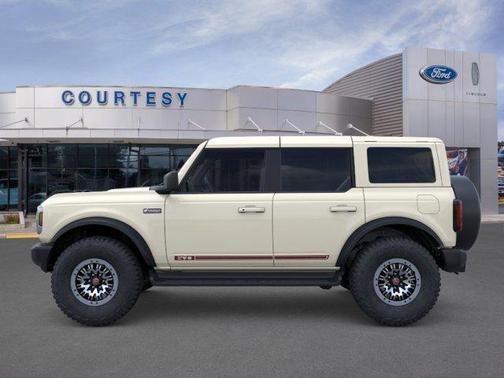 Wimbledon White 2026 Ford Bronco Outer Banks