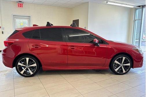 2017 Subaru Impreza 2.0i Sport