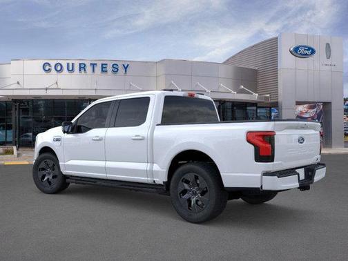 2025 Ford F-150 Lightning Flash