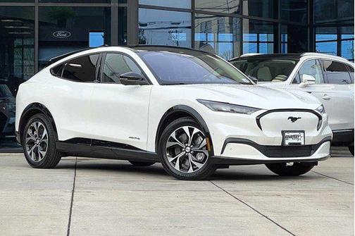 2022 Ford Mustang Mach-E Premium