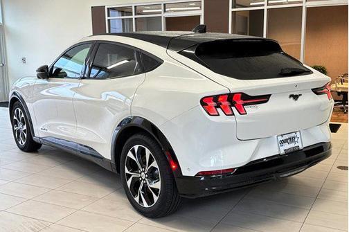 2022 Ford Mustang Mach-E Premium