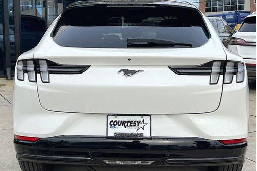 2022 Ford Mustang Mach-E Premium