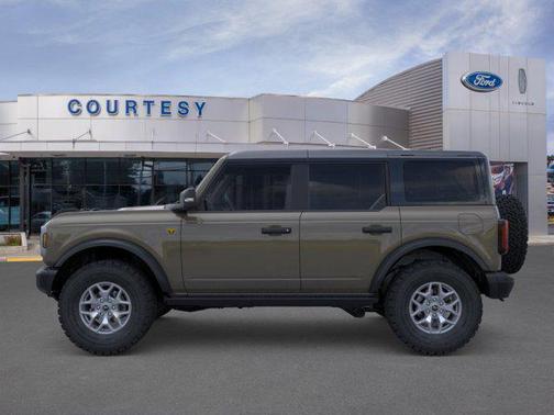 Marsh Gray 2025 Ford Bronco Badlands