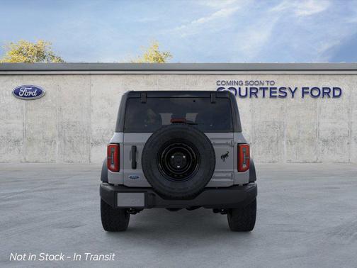Avalanche Gray 2026 Ford Bronco Outer Banks