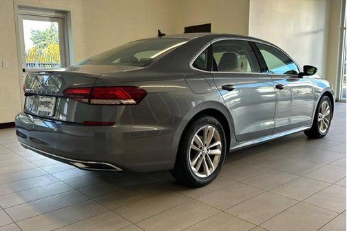 2020 Volkswagen Passat 2.0T SE