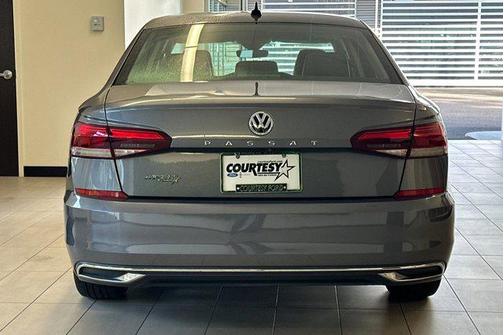 2020 Volkswagen Passat 2.0T SE
