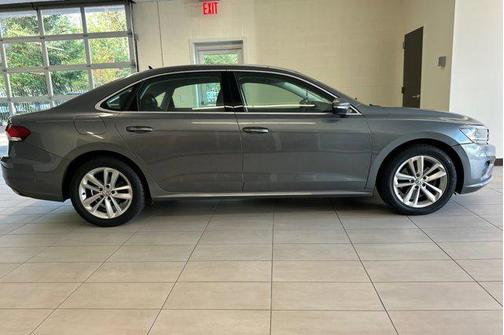 2020 Volkswagen Passat 2.0T SE