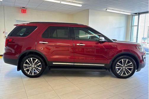 2017 Ford Explorer Platinum