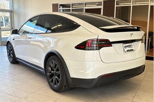 2022 Tesla Model X Plaid Tri Motor All-Wheel Drive