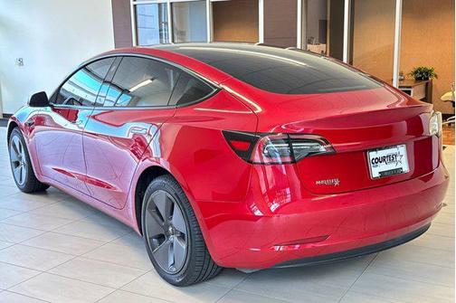 2022 Tesla Model 3 Long Range