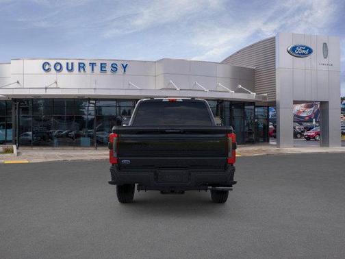 2025 Ford F-350 Platinum