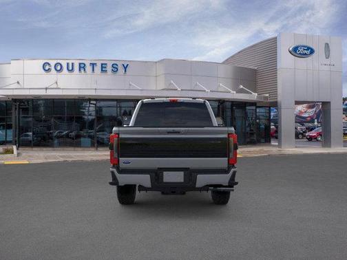 2025 Ford F-350 Platinum