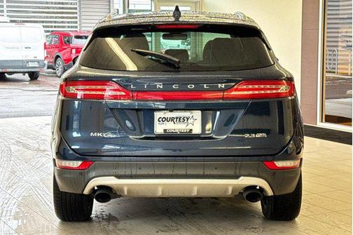 2015 Lincoln MKC Base