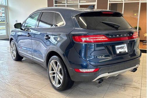 2015 Lincoln MKC Base