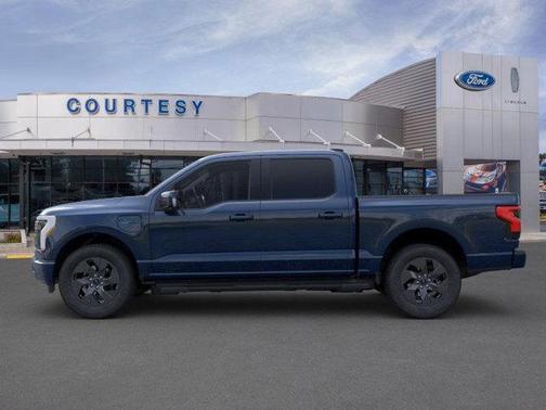 2025 Ford F-150 Lightning LARIAT